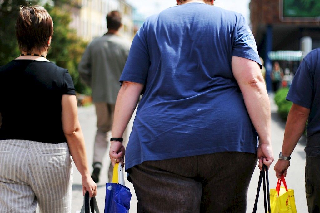 Liikalihavuus lisää osteoporoosin riskiä