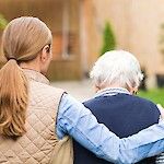 Alzheimer-potilaan kyky arvioida vointiaan heikkenee yllättävän varhain