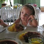 Pääaterioiden syöminen on hyväksi lapselle