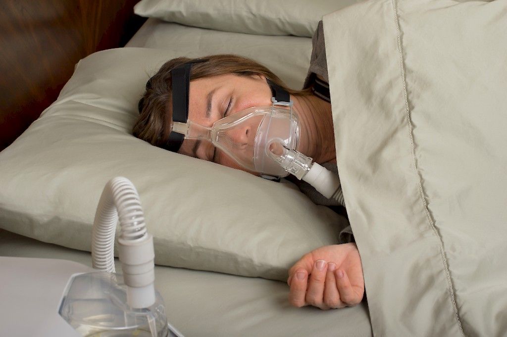 Uniapnean hoitaminen voi estää eteisvärinän uusiutumista