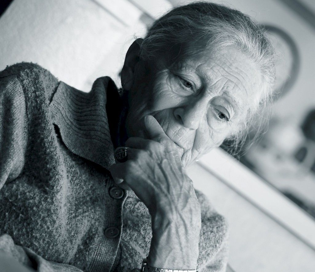 Muistibarometritutkimus: Muistisairaat ihmiset eivät saa riittävästi tukea kotona asumiseen