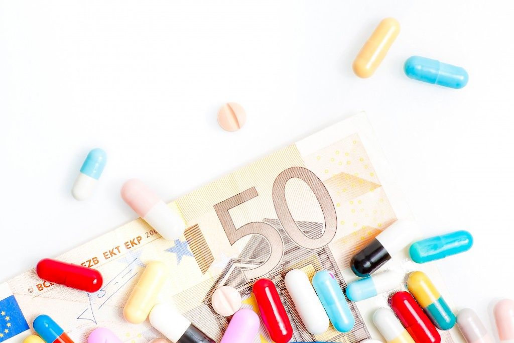 Parantaako rahapalkkio statiinihoidon tuloksia?