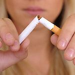 Sähkötupakkaa käyttävät eivät lopeta tupakointia muita todennäköisemmin