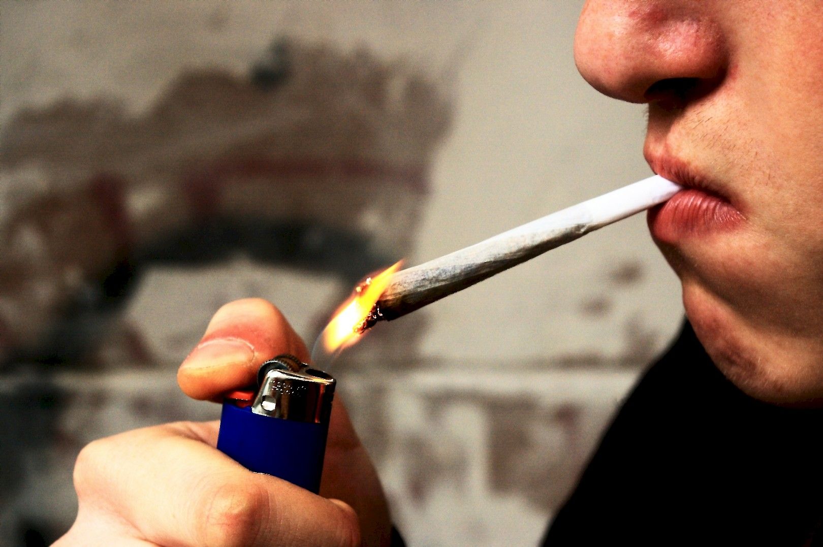 Из чего курят спайс проблемы после употребления наркотиков