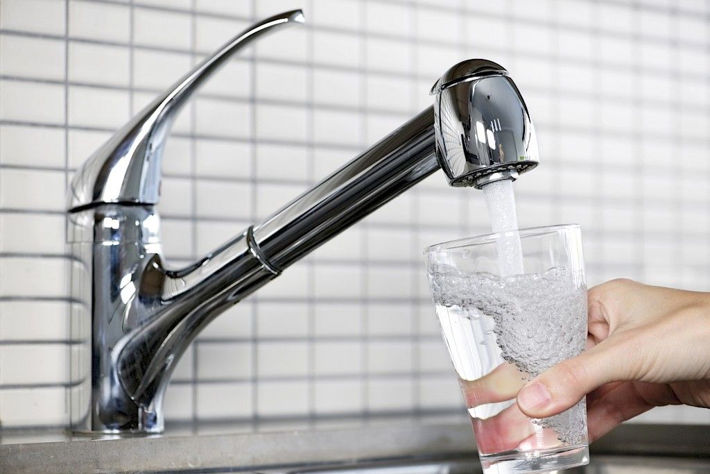 Puolitoista litraa vettä päivässä vähentää virtsarakkotulehduksen toistumista