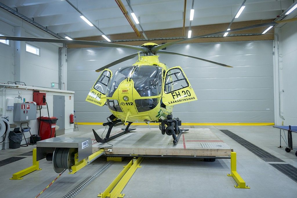 Helikopterien lääkärit kuormittuneempia kuin muut