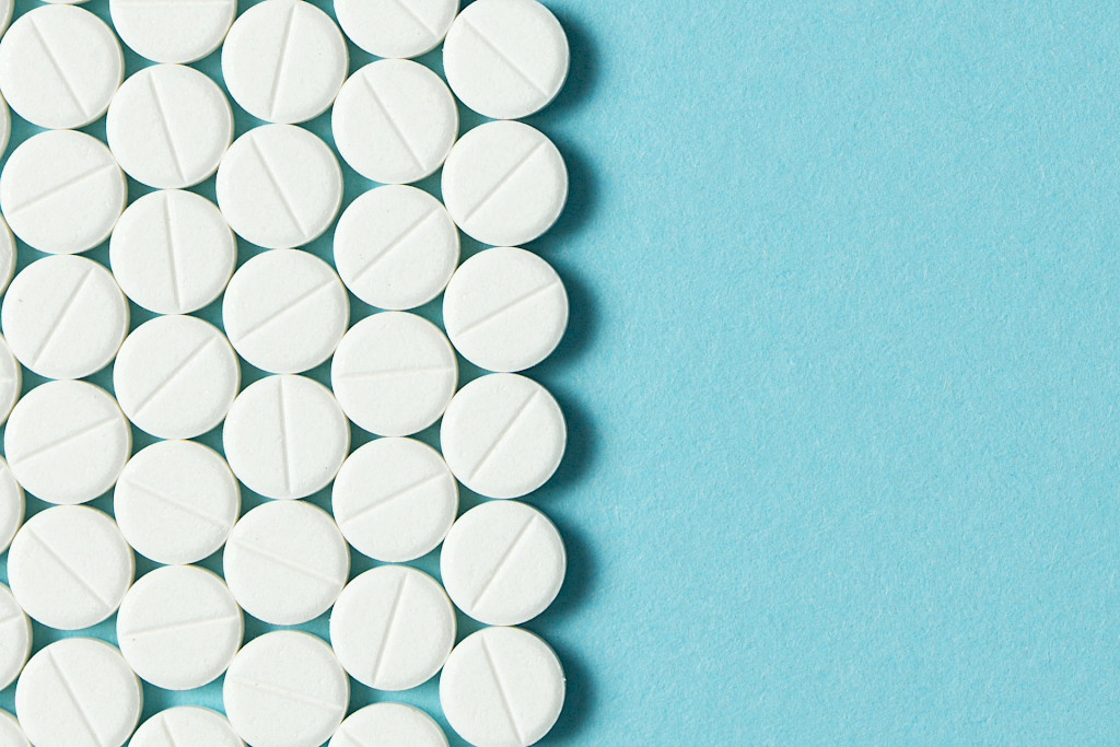 Aspiriini pienentää paksusuolisyöpäriskiä geneettisesti alttiilla riskihenkilöillä