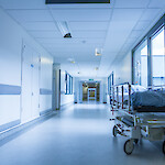 Sairaalakuolleisuuden viikonloppuilmiötä esiintyy monilla erikoisaloilla