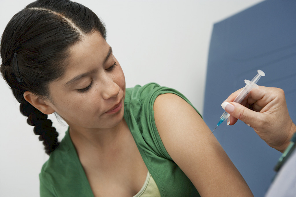 HPV-rokote näyttää vähentävän ennenaikaisia synnytyksiä