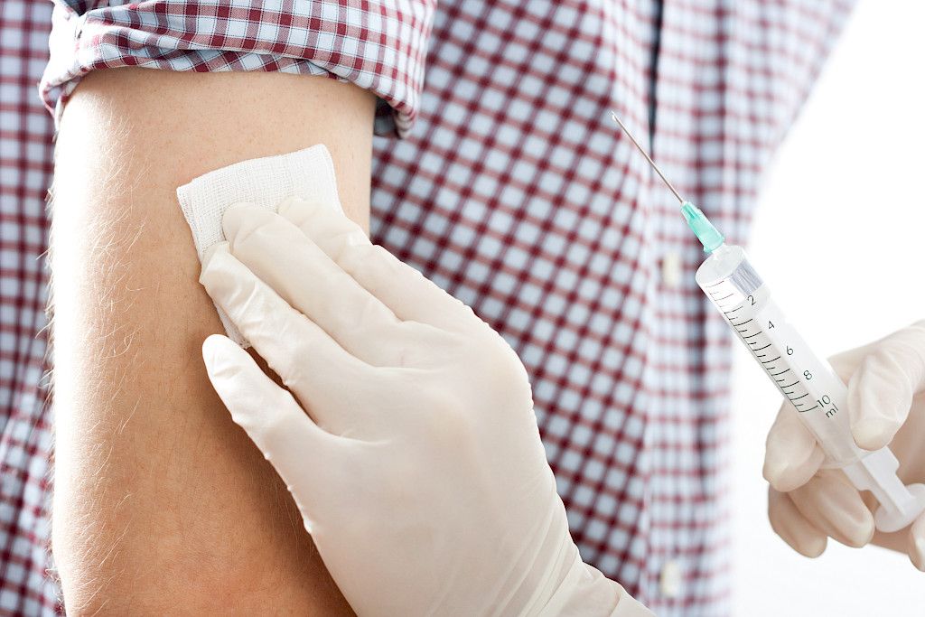 65–74-vuotiaat keuhkoahtaumaa sairastavat potilaat hyötyvät rokotteesta eniten.