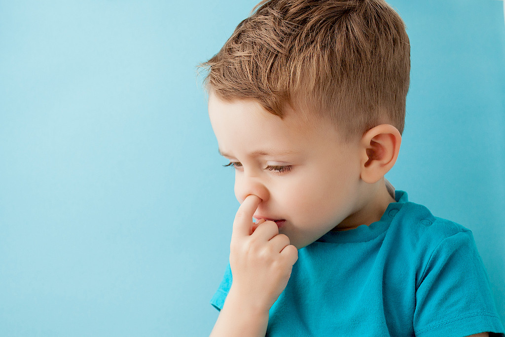 Märkärupi-infektio uusii usein nenää kaivaessa. Nenässä lymyävä bakteeri leviää käsien kautta takaisin muualle ihoon.