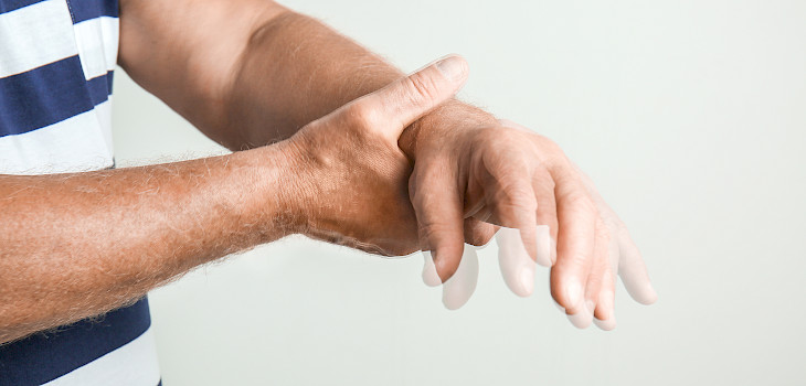 Parkinsonin taudin oireet – tunnista ensioireet ajoissa