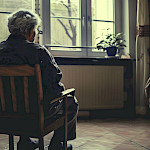 Vain puolet kotihoidon iäkkäistä asiakkaista saa tarpeeksi hoitoa