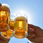 Miksi helteellä ei kannata juoda alkoholia?